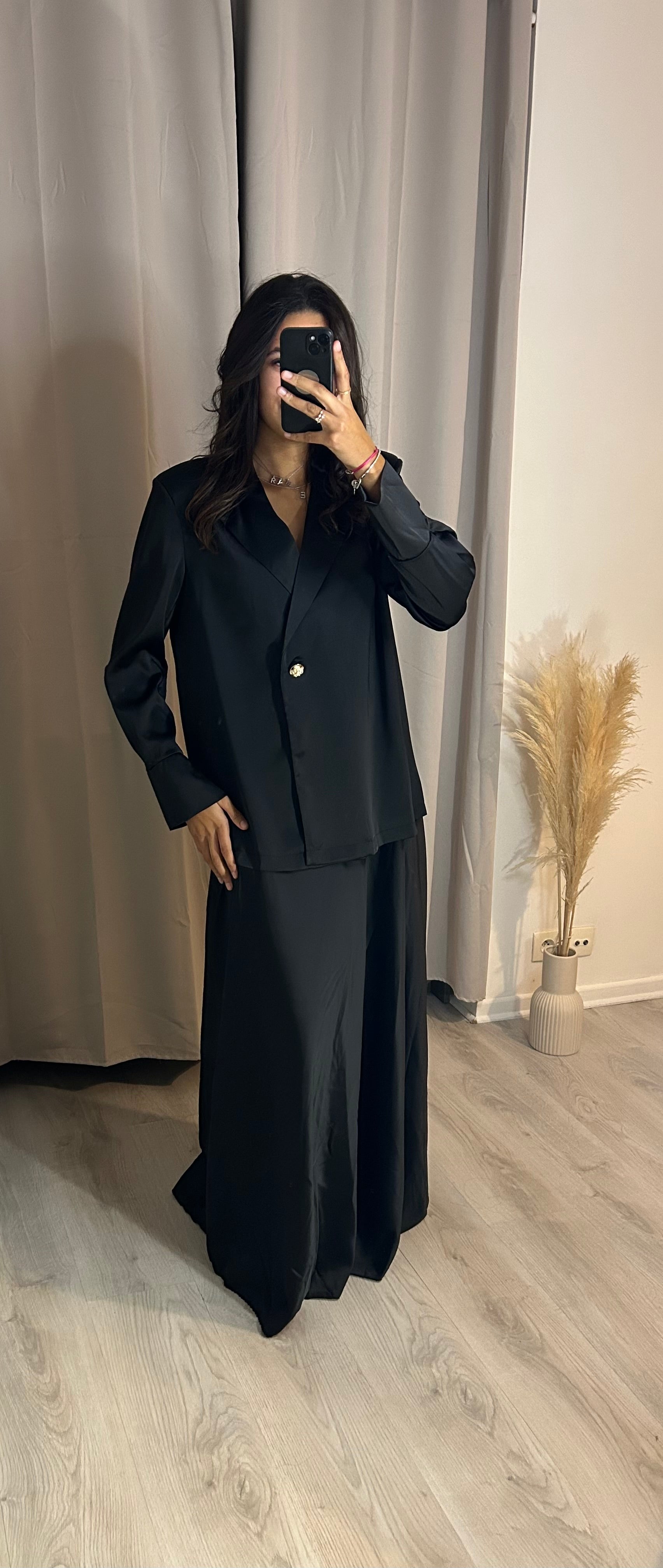 Ensemble jupe satin noir