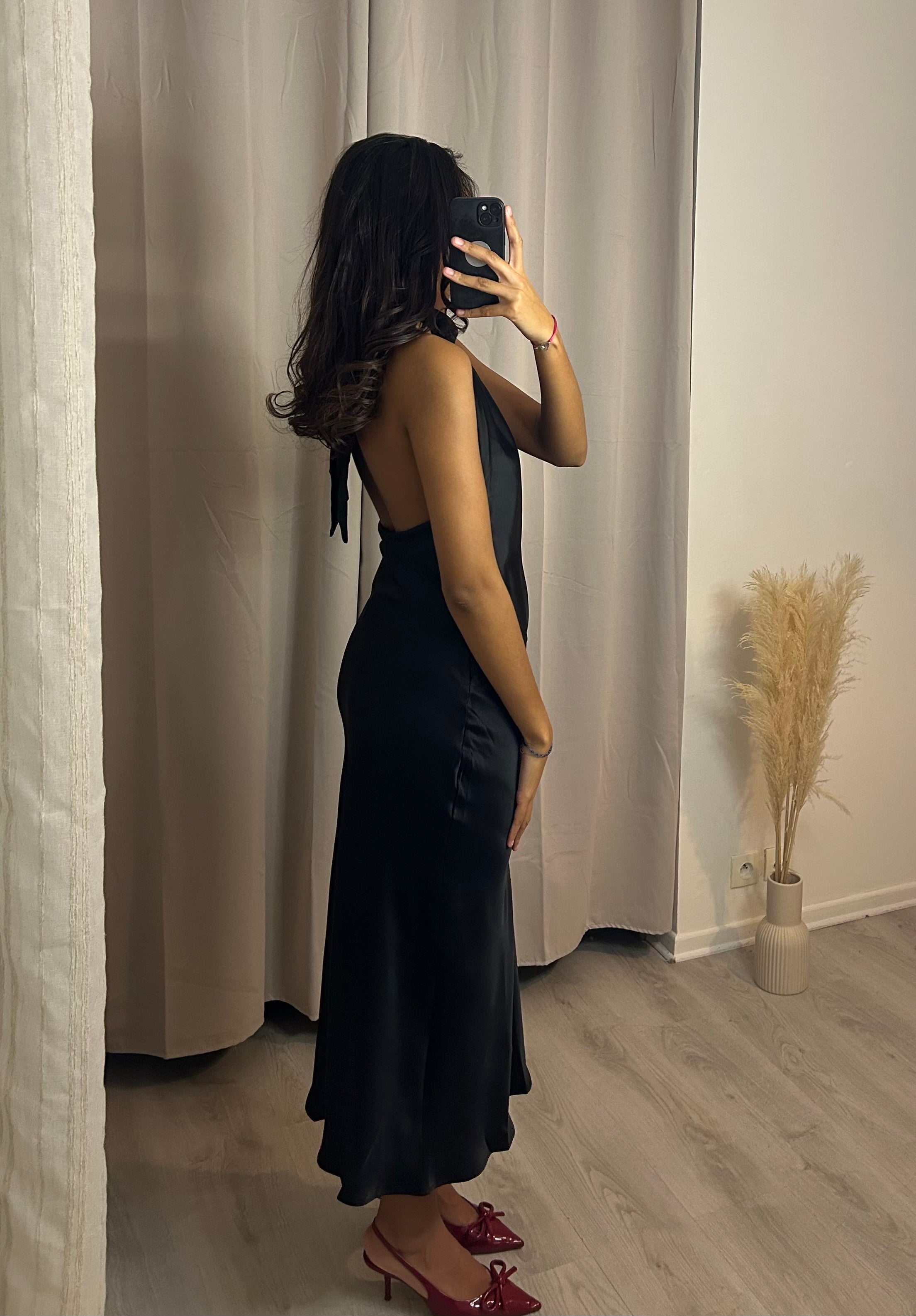 Robe satin dos nu Noir