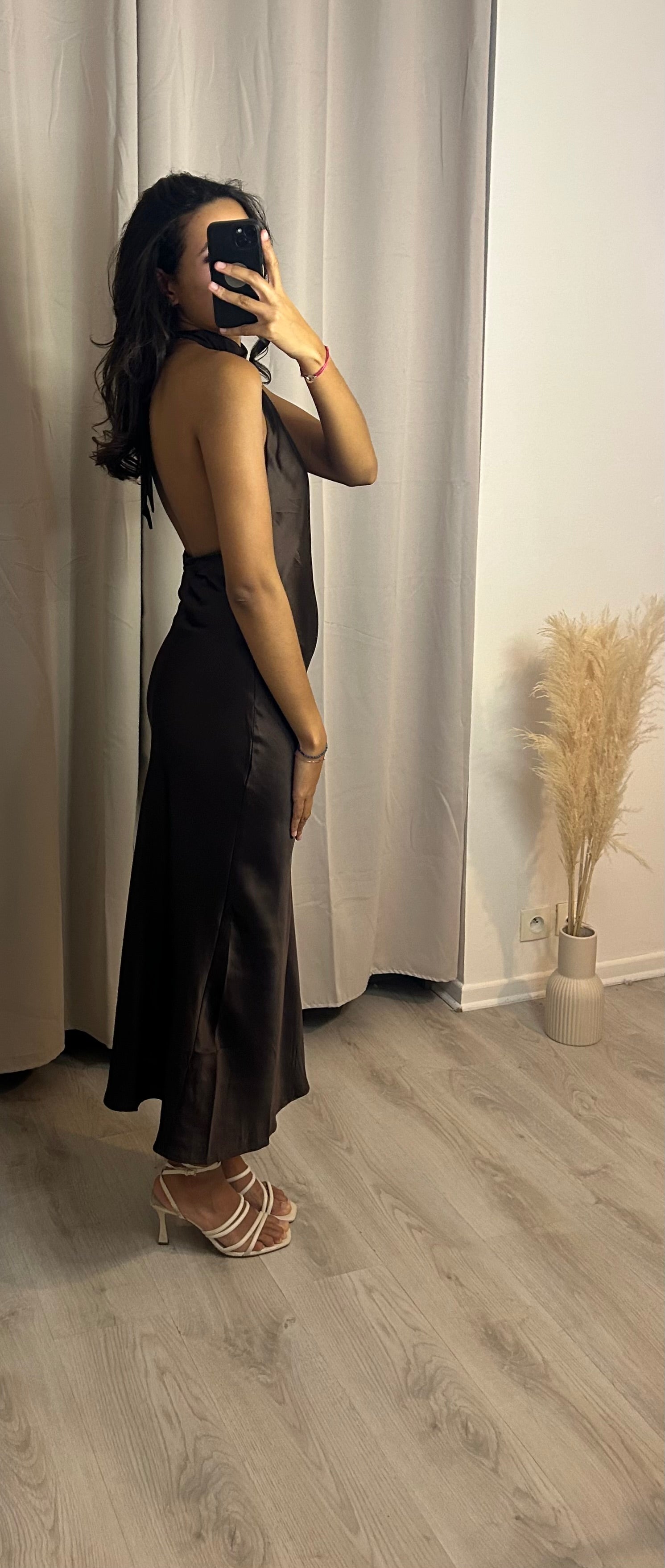 Robe satin dos nu Marron