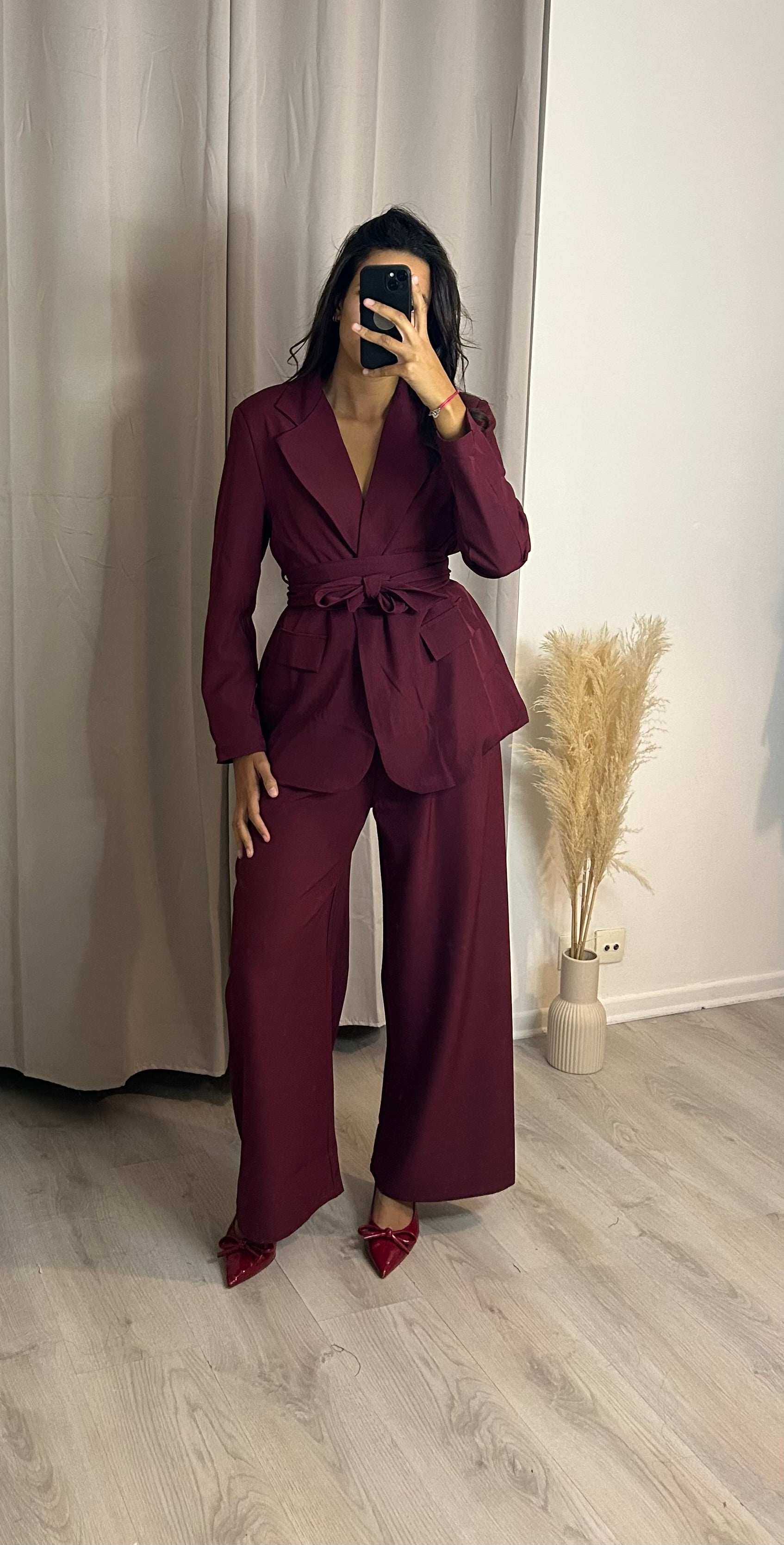 Ensemble tailleur ceinturé Bordeaux