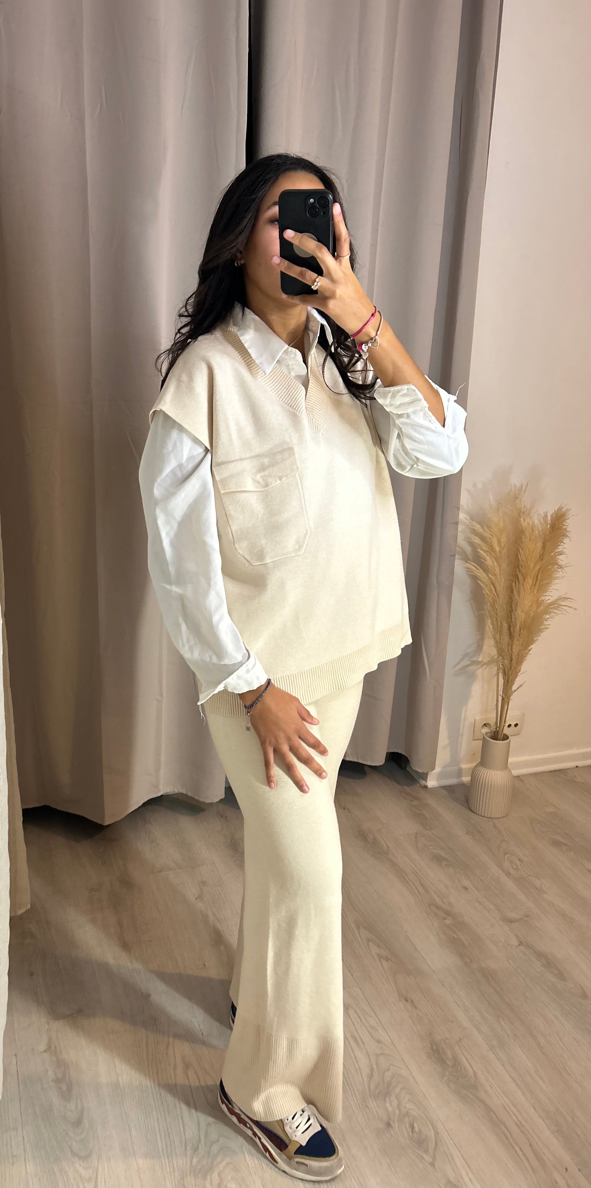 Ensemble laine coupe V beige