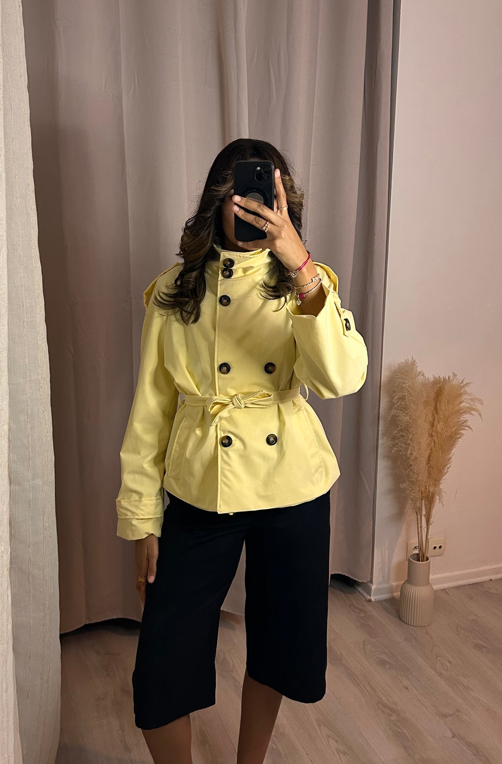 Trench court Jaune
