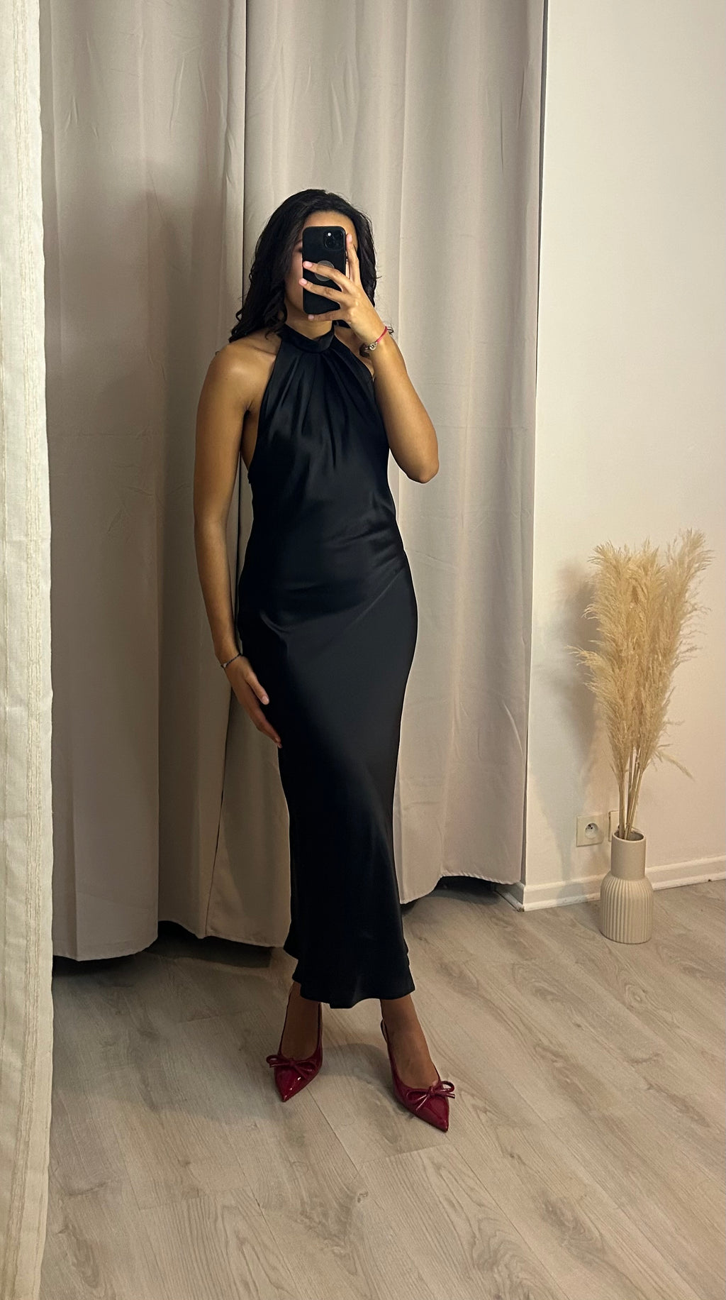 Robe satin dos nu Noir