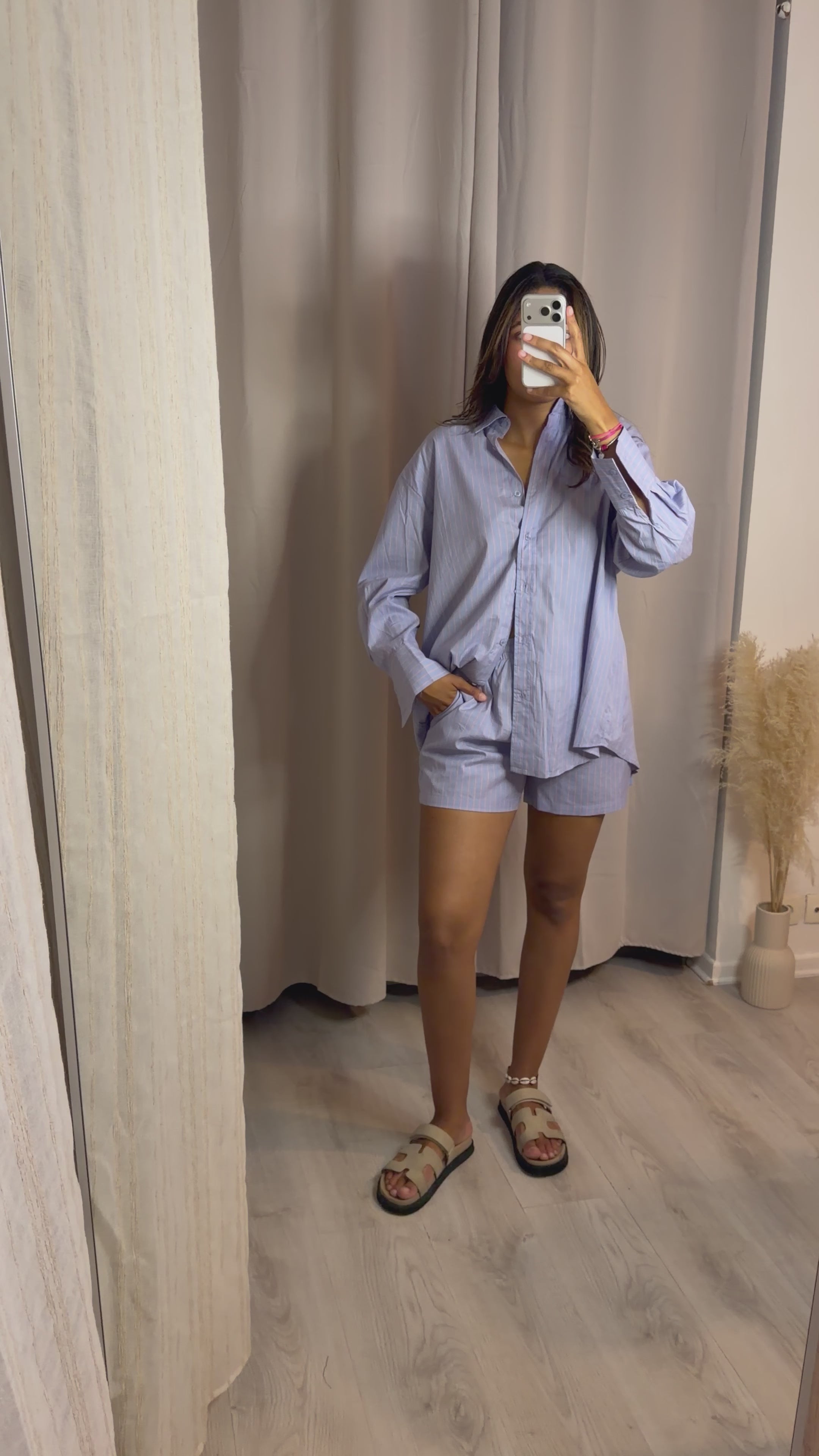 Ensemble short Shana