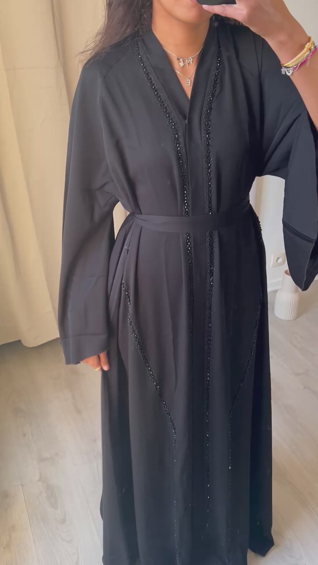 Abaya Nayah
